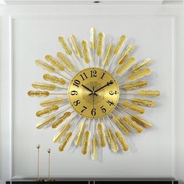 Wall Clocks American Wrought Iron Mural Ornaments Livingroom Home Luxury Mute Quartz Clock Hangings Decoration Crafts