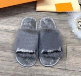 Keeping Long Plush Printed Flat Sandals Hotel Indoor Shoes Outdoor Casual Shoes Dust Bag