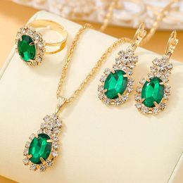 Beaded Necklaces 4PCS Sets Exquisite Water Drop Rhinestone Necklace Earrings Ring Jewellery Set Charm Ladies Fashion Bridal Gifts 231124