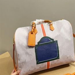 2023 New Arrival Designer Duffel Bags Men High Quality Leather Travel Bag Luggage weekend bag Day Clutch Gym Bag Purse267f