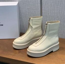With box Ankle Chelsea Boots Flat Wedges Chunky Boot Smooth Leather Platform Zipper Slip-On Round Toe Block Heels The Row For Women Factory F12