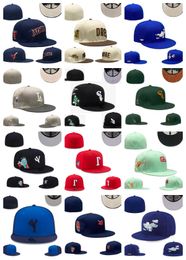 2024 Eingebautes Hats Designer Baseball Football Flat Casual Caps Brief Stickerei Baumwolle Alle Teams haben gepatcht