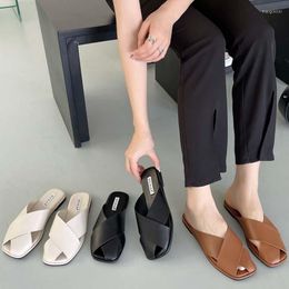 Slippers Fashion Designer Shoes 2023 Women Mules Weave Slip On Sandals Flats Ladies Flip Flops Casual Outside Slides Woman