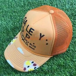 Fashion Summer Designer Patch Embroidery Mens Ball Caps Casual Galleryes Lettering Curved Dept Brim Baseball Cap Letters Hat PrintingAKVA