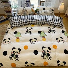 Bedding sets Cute Panda Bedding Set Spring Summer Duvet Cover Flat Sheet Pillowcase Soft Dormitory Bedroom Single Queen Bed Linens 230427