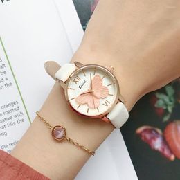 Wristwatches Women Quartz Watches Fashion Casual Butterfly Pattern Ladies Wristwatch Ulzzang Brand Creative Gift Clock