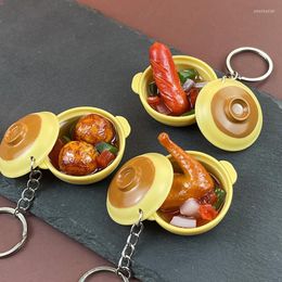 Keychains Random 1pcs Simulation Casserole Food Key Chains Pography Props Fun Toys Car Backpack Hanging Jewellery Gifts