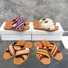 Sandalen Damen Sandalen Designer Hausschuhe Lady Sandal Sommer Frauen Flip Flops Häkeln Strand flache Maultiere Kreuzbandrutschen Regenbogen geflochtene Schuhe Urlaub Mädchen Mädchen