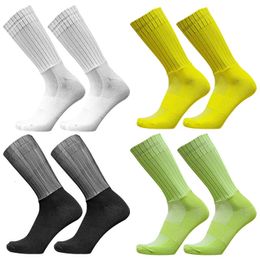 Sports Socks Men Women Sock Mouth Anti-Skid Silicone Bicycle Cycling Socks Solid Color Medium Tube Breathable Leisure Outdoor Sports Sock 231124