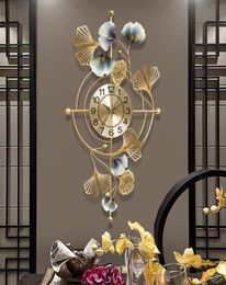 Wall Clocks The Ginkgo Biloba Large Clock Metal Threedimensional Home Living Room Background Decoration Mute Gold Watch9492074