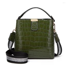 Waist Bags Fashion Crocodile Print Luxury Cross Body Bucket Bag For Women PU Leather Handbag With Wide Straps Soft Messenger Tote