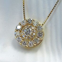 Moda semplice impreziosita da collana con ciondolo in pietra di diamante con zirconi bianchi per le donne Regalo di gioielli con catena color oro