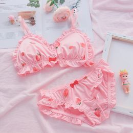 Bras Sets Strawberry Japanese Milk Silk Bra Panties Set Cute Girl Wirefree Bra Kawaii Lolita Bra and Panty Set Pink Lingerie Underwear 230427