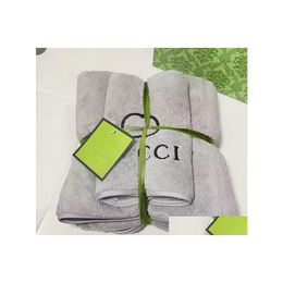 Towel 2022 Designer Bath Set Coral Veet Fashion Towels Face Luxury Unisex Men Womens Wash Cloths G 2208171D Drop Delivery Home Garde Dhk7E