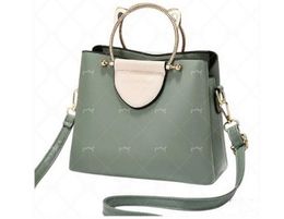 디자이너 숄더백 레트로 여자 토트 가방 숙녀 대용량 단순성과 세련된 크로스 바디 가방 다목적 새로운 여자 지갑 루