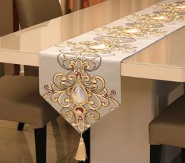 Luxurious Relief Gemstone Flowers Table Runner Table Flag Modern Tablecloths Tea Table Cloth Bed Napkin Fashion Wedding Decoration1585657