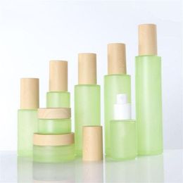 20ml 30ml 40ml 60ml 80ml 100ml 120ml Green Frosted Glass Cream Jar Mist Spray Lotion Pump Bottle with Wooden Lids Caps Cosmetic Contain Xxux