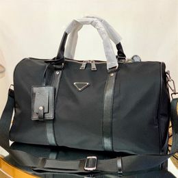 Fashion Black Nylon Duffle Bag 45cm Designers Luggage Bags Men Women Shoulder Travel Sports Bag Large Capacity Waterproof Duffel B315O