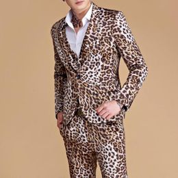Men's Polos Mens Leopard Printed Suits Party Wear Social Night Club Outfit Korean Slim Fit Blazer Pants 2 Pcs Set Performance Dj Jacket Show 230426
