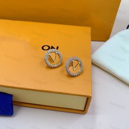 Stylish Stud Earring Designer for women Luxury Designers Jewelry Men Letter V Earrings Classic gold Ear rings Wedding orecchini Accessories