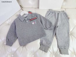 New autumn baby Tracksuit Stripe design kids designer clothes Size 90-150 boys girls Long sleeved POLO shirt and pants Nov25