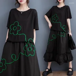 Work Dresses 2023 Fashion Outfits Women's Summer Loose Fit Art Embroidery Versatile Casual T-Shirt Skirt Large Two Piece Set Z2181