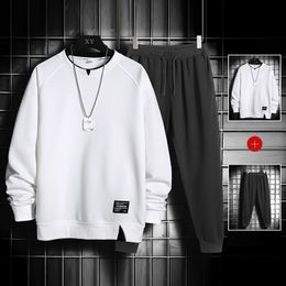 Men's Tracksuits Men Casual Tracksuit Harajuku Two Pieces Sets SweatshirtPants Spring Autumn Men's Sportswear Jogging Suit Hip Hop Clothing 230427