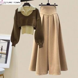 Two Piece Dress Large Women s Autumn Set 2023 Fashion Slim Tank Top Short Knitted Sweater Half Skirt Three 231127