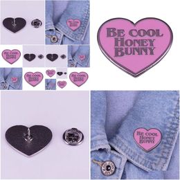 Cartoon Accessories Pp Fiction Badge Be Cool Honey Bunny Brooch -Cture Movie Fangirls Sweet Pink Heart Decor Drop Delivery Baby Kids M Dhliv