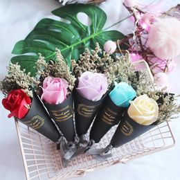 Decorative Flowers 5pcs Mini Rose Flower Bouquet Valentine's Day Gift Handmade Dried Soap Po Props Wedding Party Decoration