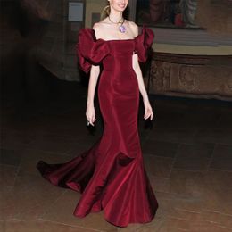 Burgundy Off Shoulder Evening Dresses Puffy Sleeve Satin Formal Gown Sweep Train robe de soiree