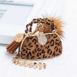 Key Rings New Luxury Leopard Print Mink Fur Ball Handbag Keychains For Women Bag Charm Pendant Fashion Keyrings Car Key Chain Ring J230427