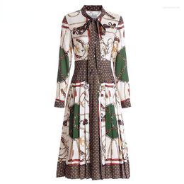 Designer Mulher Dress Spring Autumn Autumn Manga longa de manga longa Printage Prints Vestidos planados elegantes arco vestidos de senhora vestes vestidos magros