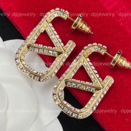 2023 earrings designer for women stud luxury gold heart shape pearl crystal gold double V letter 925s silver Jewellery classic Double V-shaped large earrings GS1Y