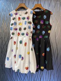 Casual Dresses Top Quality Cotton Dress 2023 Summer Women O-Neck Colorful Embroidery Sleeveless A-Line White Black Gorgeous Party