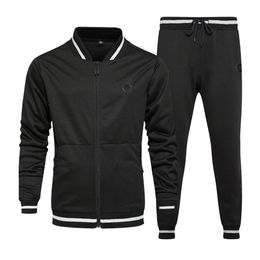 Men's Tracksuits Autumn Men Tracksuits Outwear Hoodies Zipper Sportwear Sets Male Sweatshirts Cardigan Men Set Clothing Pants US Size S-2XL Suits 231127