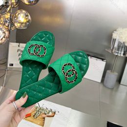2023 New women's slippers summer beach casual sandals Flat shoes fashion chain sandals chain ring decorative sliding slippers
