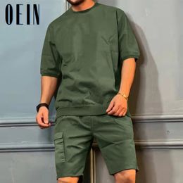 Men's Tracksuits Summer Mens Tracksuit Solid 2 Piece Set Casual Top Tee Cargo Shorts Sets Mens Fashion Loose Sport Jogging Suit Clothing 230428