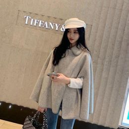 Fur Autumn Winter Women's Light Luxury Highend Temperament Goddess Style Design Sense Cape Leisure Coat Cloak Korean Women Clothing