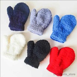 Children's Mittens New Plush Thick Warm Baby Gloves Winter Plus Mittens Children Kid Coral Fleece Full Finger Gloves For 1-4Y Kids Gloves R231128