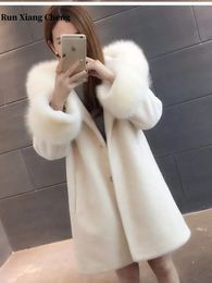 Women's Fur Faux Fur Women's Fur Autumn Winter Hooded Imitation Fox Hair Fashion Winter Coat Style Elegant Slim Top 231127