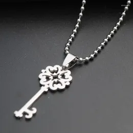 Pendant Necklaces 5 Stainless Steel Retro Flower Key Necklace Love Heart Lock Unique Symbol Snowflake Unlocking Tool Hollow Jewellery