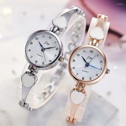 Wristwatches Fashion Women's Bracelet Watch Korean Stylish Ins Style Brand Steel Belt Heart-shaped Student Quartz Accesorios Para Mujer