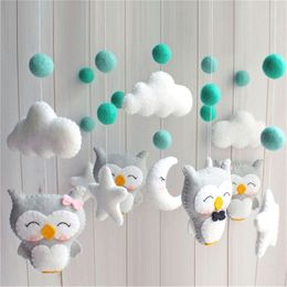 Rattles Mobiles Baby Mouse Toys 0-12 Months Carousel Bed Brackets Bell Mom Handmade for borns 230427