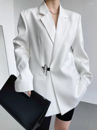 Women's Suits Spring Black Suit Jacket Metal Lock Design Simple Casual Blazer Women Coat