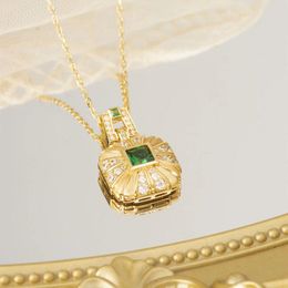 Pendant Necklaces EVACANDIS Ladies Sterling Silver Emerald Color Necklace Luxury Jewelry Elegant Vintag Plated 18k Gold Jewellery