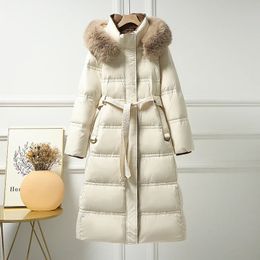 Womens Down Parkas Fashion Women Winter Jacket Coats With Real Fur Faux Collar Outwear 90% White Duck Lightweight Warm Puffer 231127
