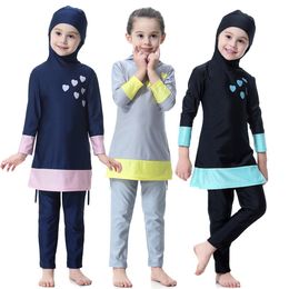 Jeans Cute Muslim Kids Girl Full Cover Swimwear Islamic Long Sleeve Arab Modest Swimsuits Swim Clothes Beachwear Children Suit Set New