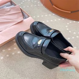 Designer-Dress Shoes Women's Chunky Heels Fashion Retro Gold Coin Black Round Toe Work Leather Shoes Size 35-40 With box