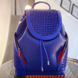 2023 Novo designer mochila de couro rebitado masculino e feminino casual saco clássico mochila europeia e americana moda high end saco de couro